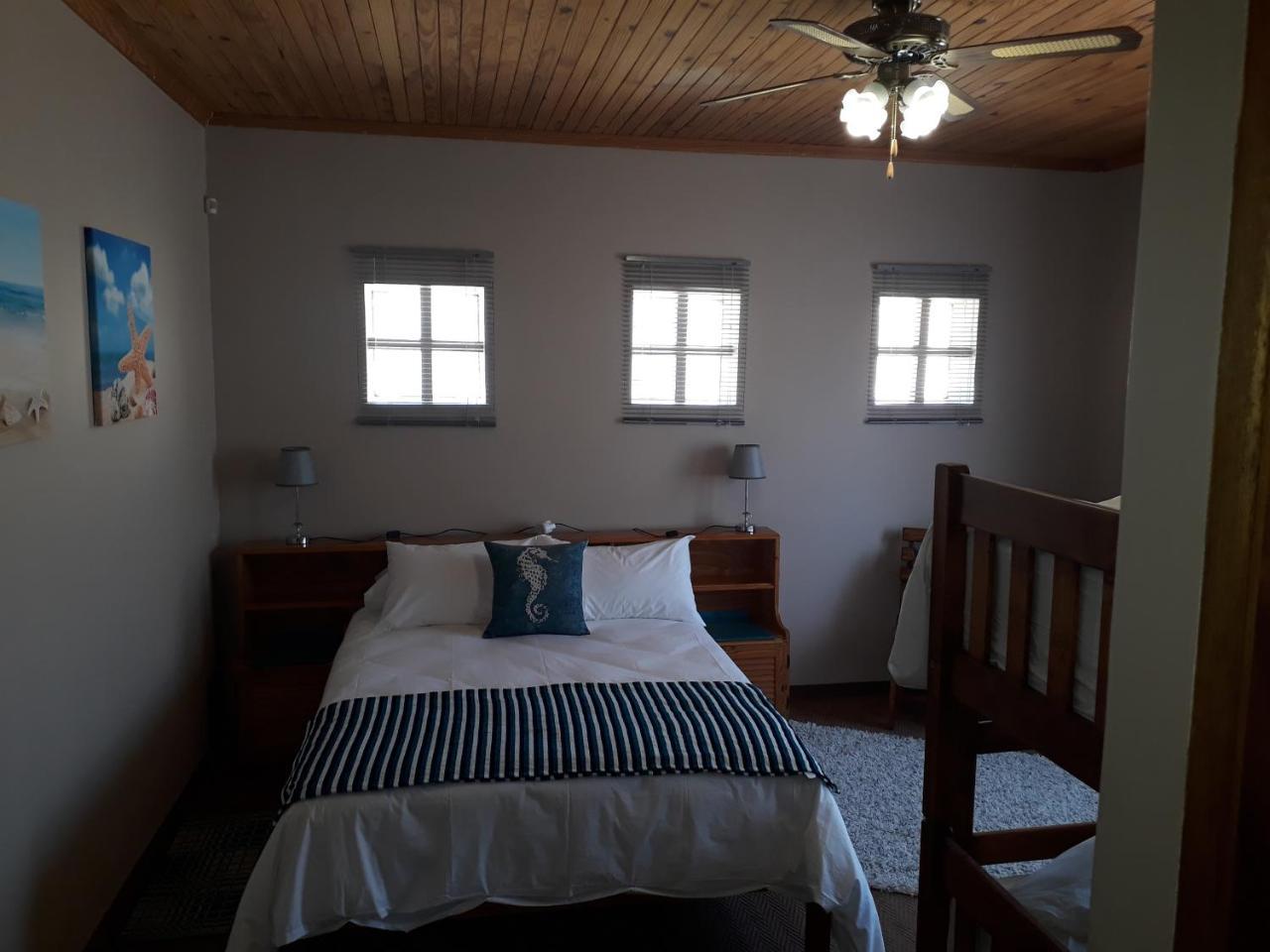 Starfish Guesthouse Людериц Экстерьер фото