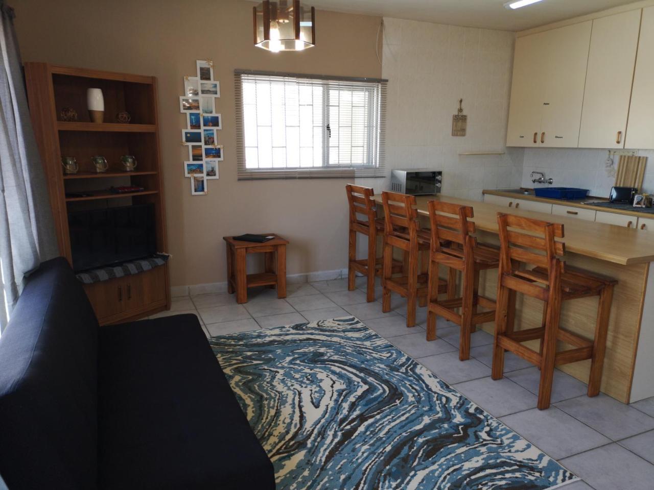 Starfish Guesthouse Людериц Экстерьер фото