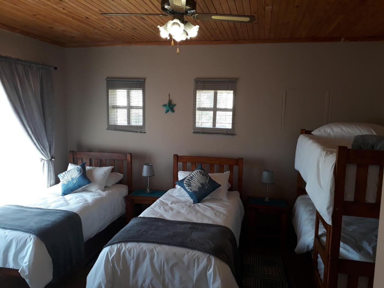 Starfish Guesthouse Людериц Экстерьер фото